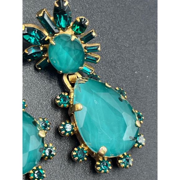 Elizabeth Cole Designer Bright Green Crystal Lennon Drop Dangle Runway Earrings - Picture 11 of 16